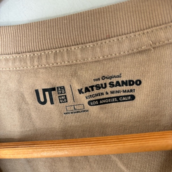 UNIQLO L.A. Eats UT Katsu Sando Oversized Short Sleeve T-Shirt-Size L-Men's - Picture 4 of 5